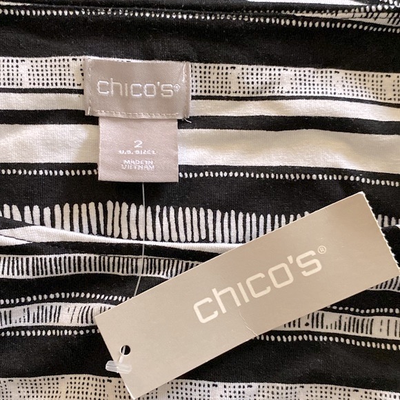 Chico’s woman’s knit top, striped, rushed side, back white short sleeve sz 2-L - Picture 7 of 12